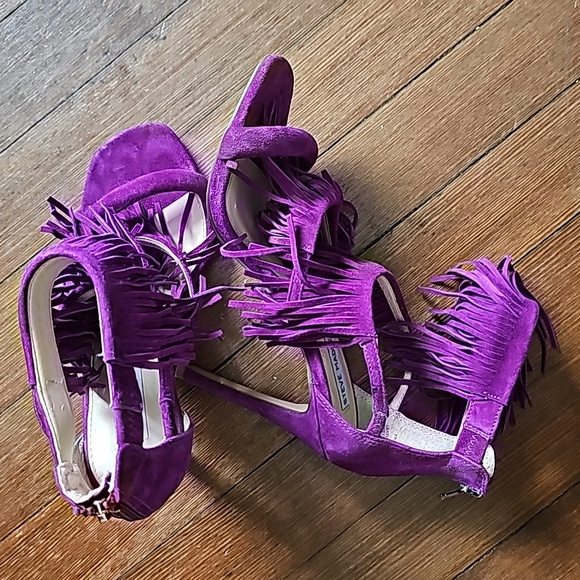 Steve Madden Fringly Viberent Purple Suede Heels Sandals NWOT - Picture 3 of 4